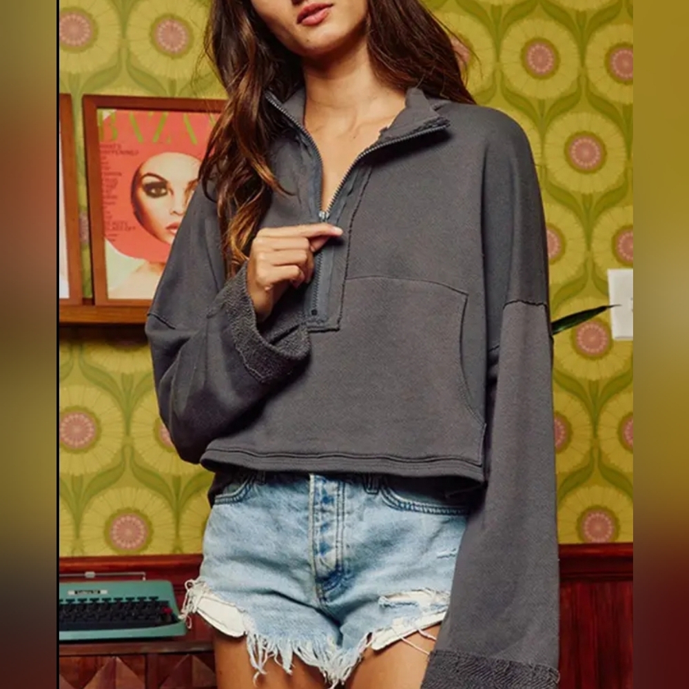 Chole Half Zip Crop Sweater+Kangroo Small,med,Large Pocket NWT$65